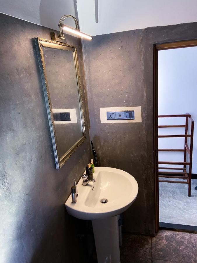 Shirani Nature Palace Уелигама Екстериор снимка