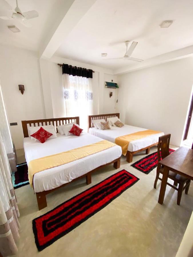Shirani Nature Palace Уелигама Екстериор снимка